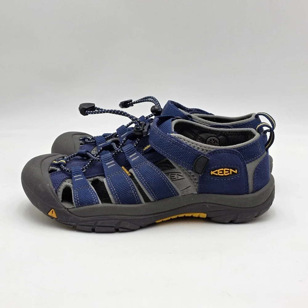 Keen Newport H2 Waterproof‎ Outdoor Hiking Boys Youth Sandals Navy Yellow Size 5